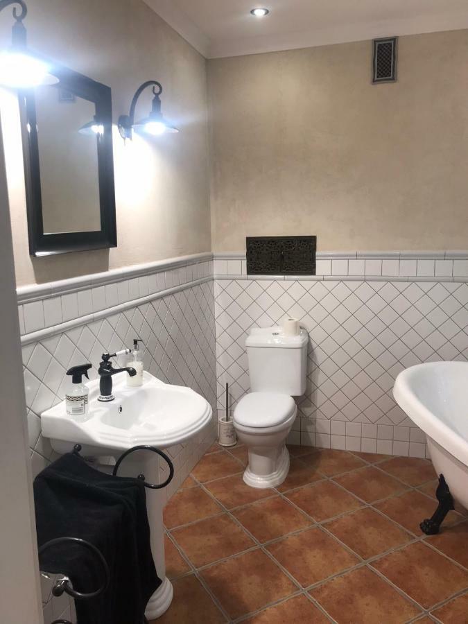 55 m2, 2 yatak odalı, 1 banyolu Daire, Wroclaw Şehir Merkez bölgesinde Dış mekan fotoğraf